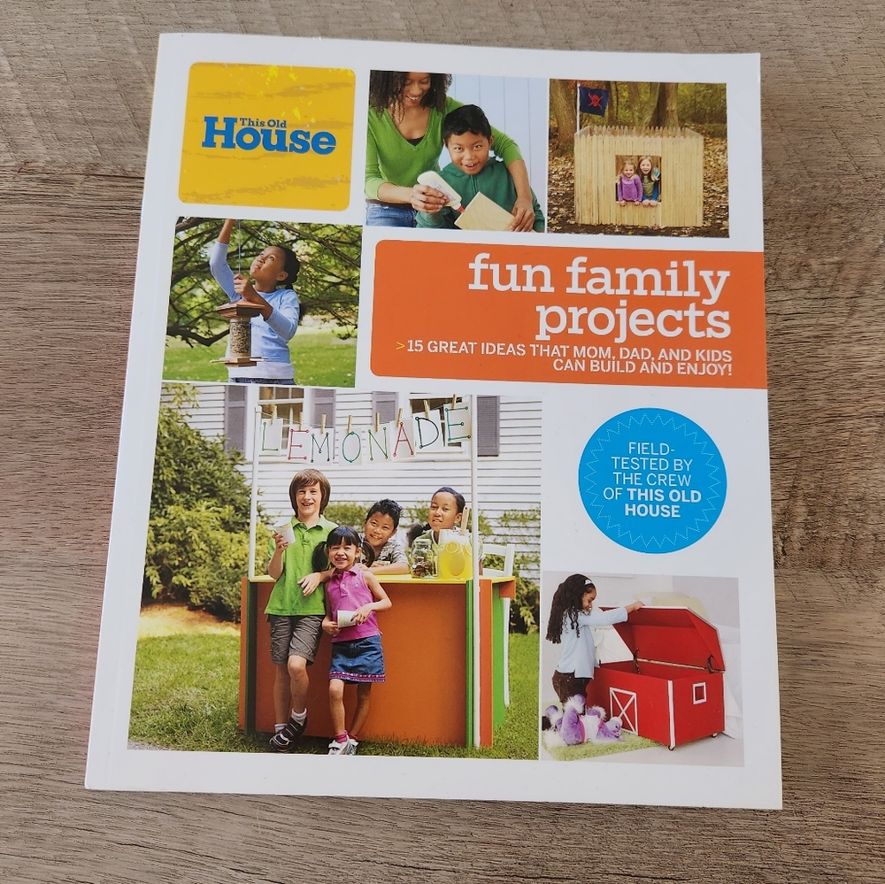 Fun Family Projects Book - Picture 1 of 11